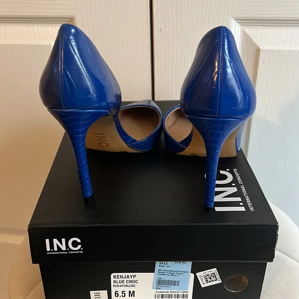 Heels - Picture 3 of 4